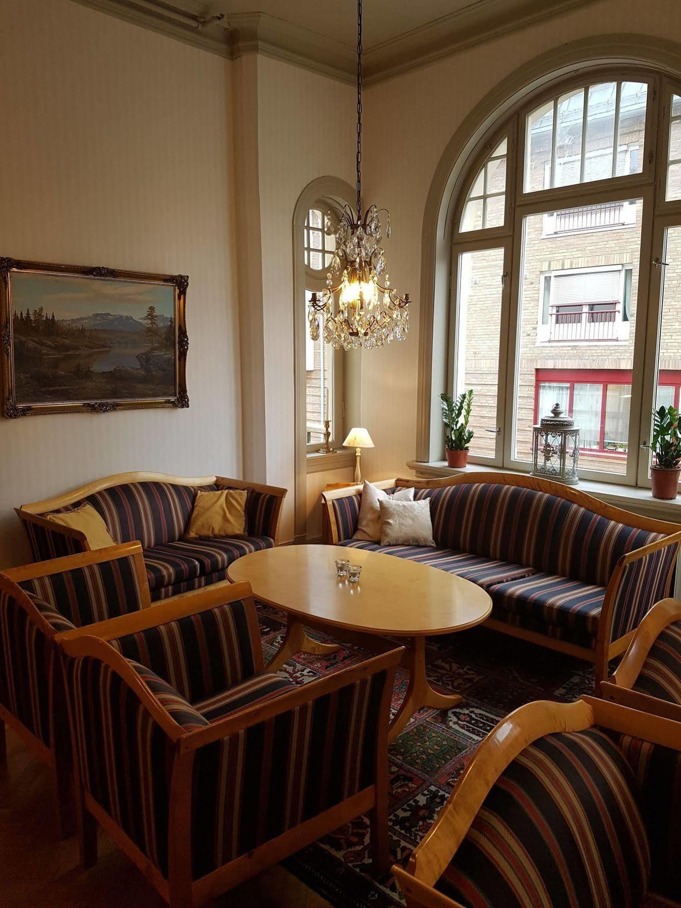 Grand Hotel Хьонефос Екстериор снимка
